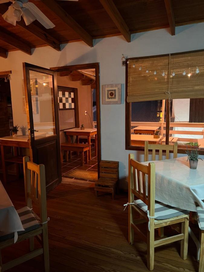 Hosteria Isabel Las Grutas Bagian luar foto